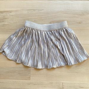 Cat & Jack Silver Pleated Lamé Skirt 6-9m